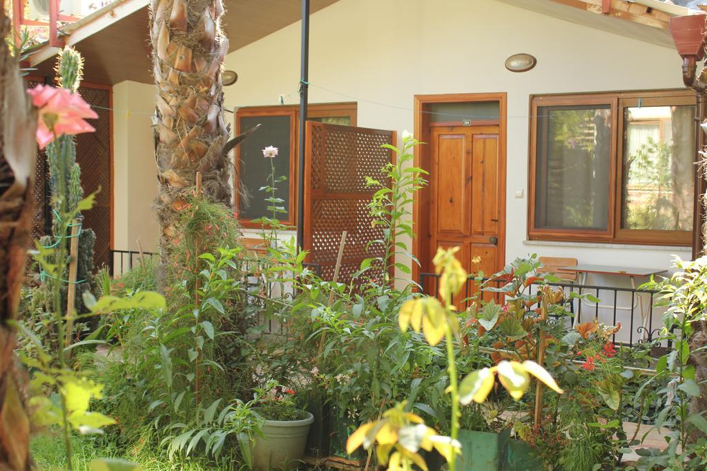 Grand Aygun Hotel Çıralı Bilik gambar